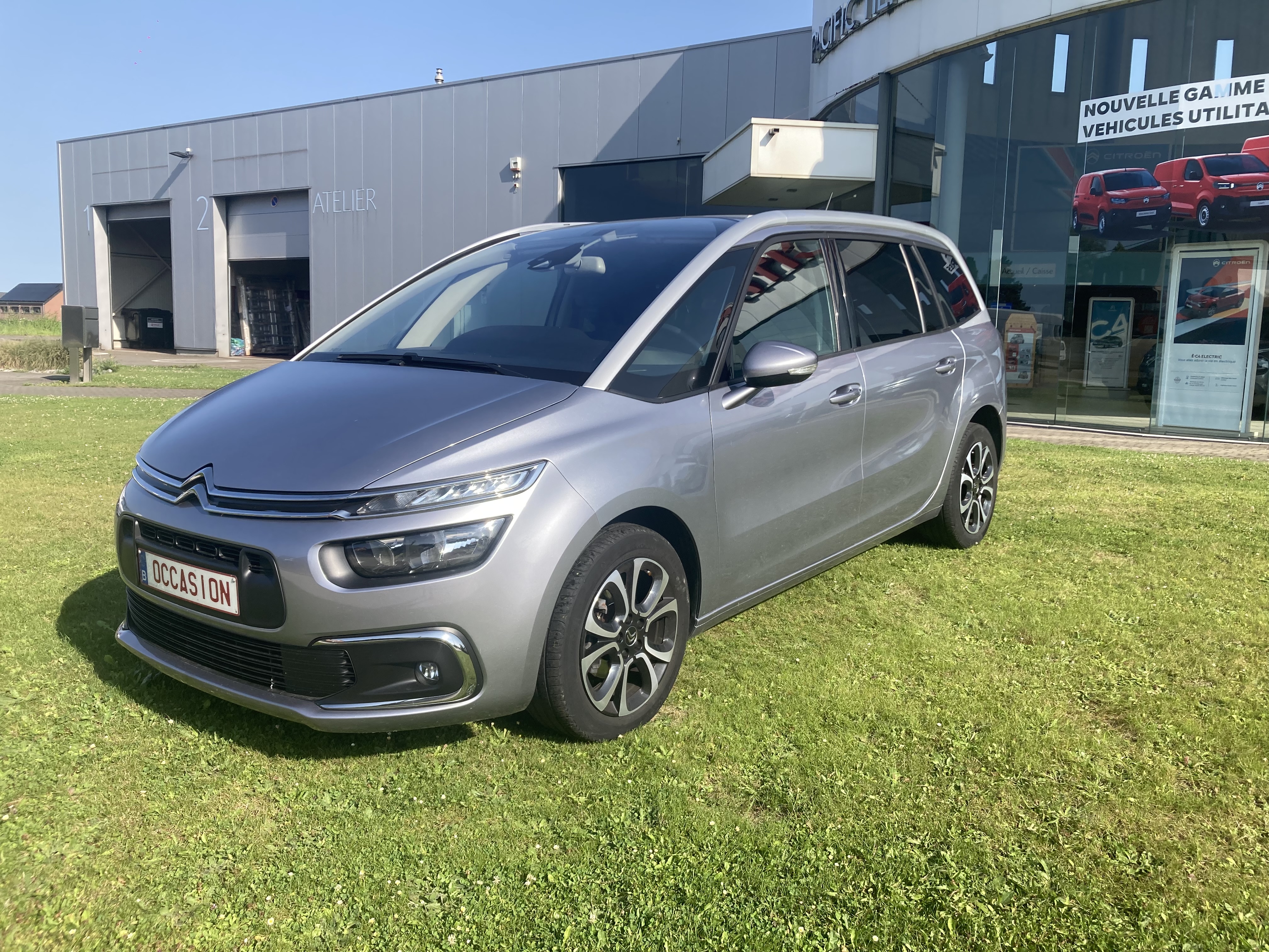 CITROËN GRAND C4 SPACETOURER 7PL _ 1.5 bhdI 130CV EAT8 (Automatique)